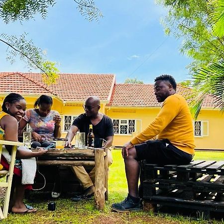 Buutu Nest Bed and Breakfast Jinja Buitenkant foto