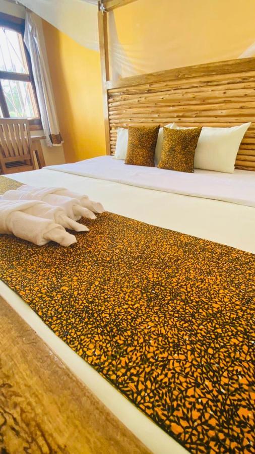 Buutu Nest Bed and Breakfast Jinja Buitenkant foto